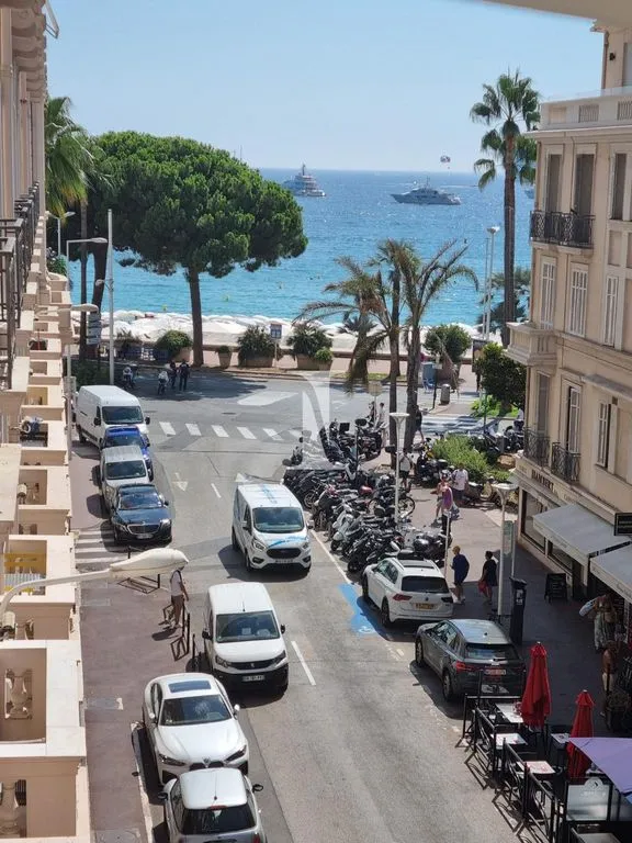 Extérieur - Appartement Art Déco avec Vue Mer à Cannes