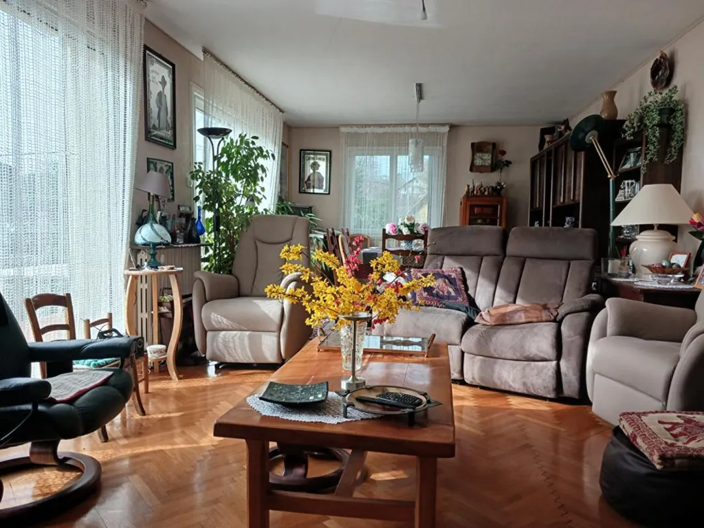 Soggiorno - 9-Piece House with Pool in Montain