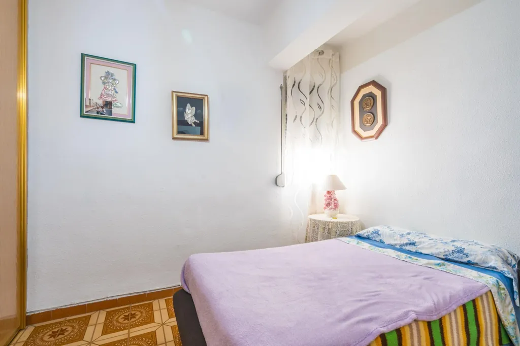Chambres - Apartment with Pool in Els Orriols, Valencia