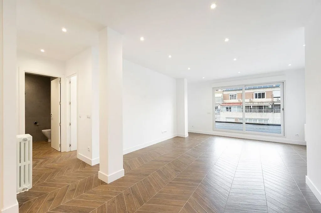 Séjour - Reformed Flat with Terrace in Bernabéu, Madrid