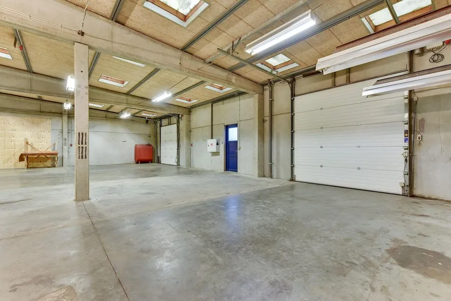 Garage - Office/Workshop and Storage in Erritsø, Fredericia