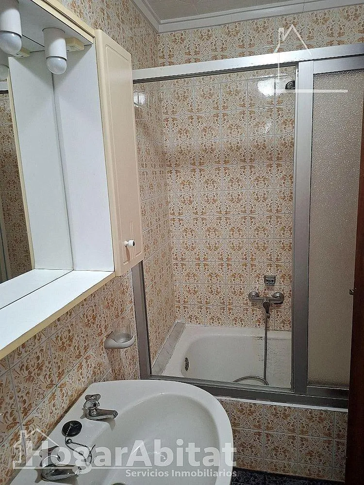 Bathrooms - Spacious Apartment with Balcony in Playa del Cura