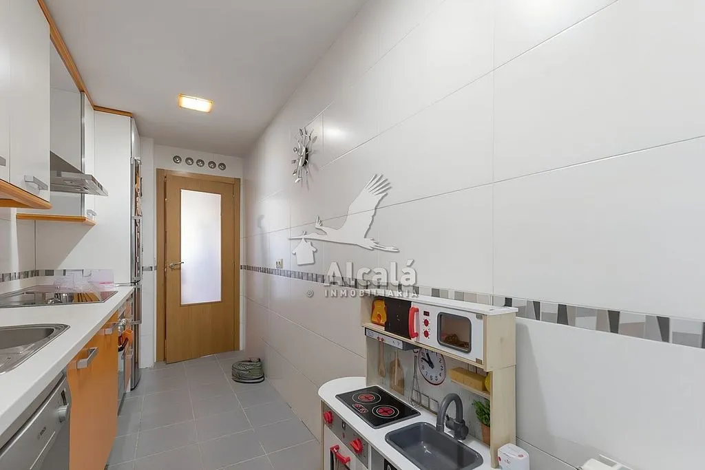 Köök - Apartment with Pool in El Olivar, Alcalá de Henares