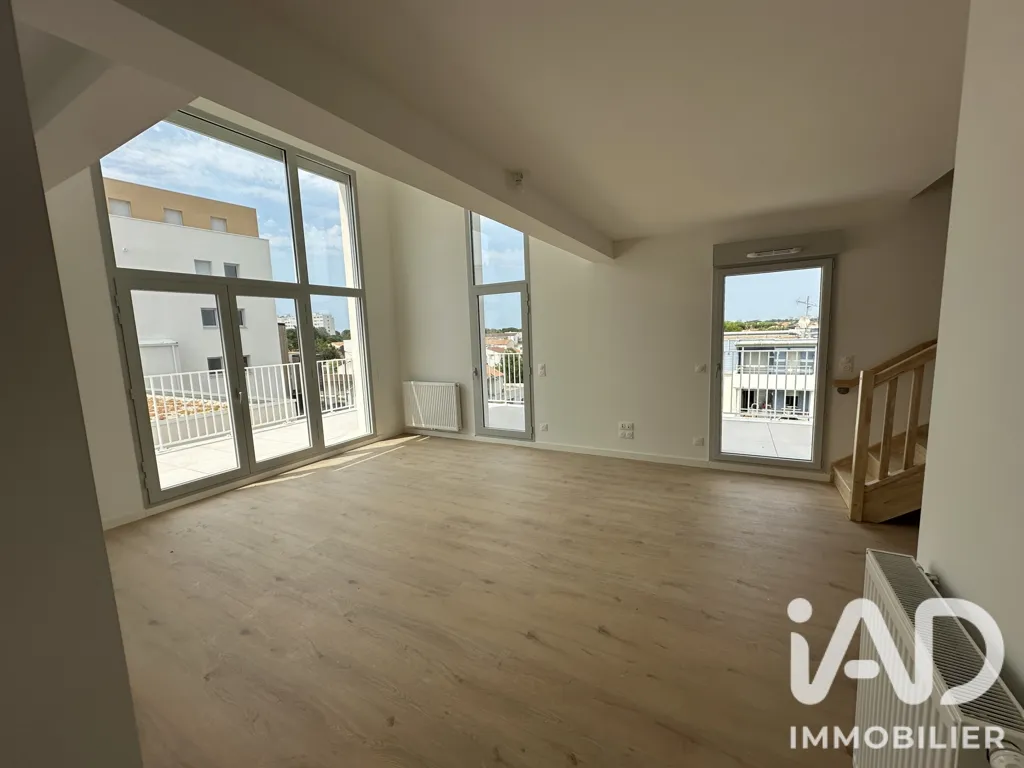 Soggiorno - Duplex with Balcony in Tasdon, La Rochelle