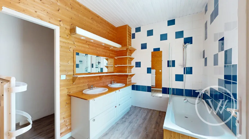 Bagni - Charming Chalet-Style House in Montmeyran