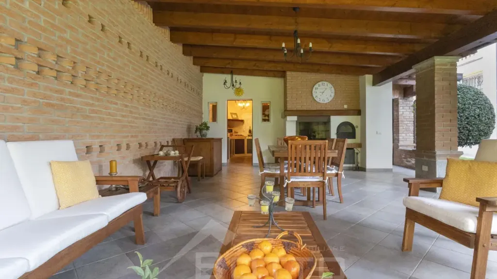 Terrasse - Historic Villa with Central Location in Grignasco
