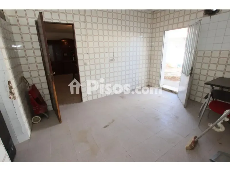 Cucina - Centrally Located House with Patio in La Albuera