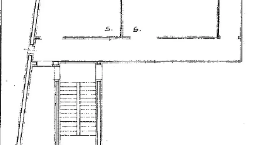 Plan - Quadrilocale with Balcony in Santa Croce, Naples