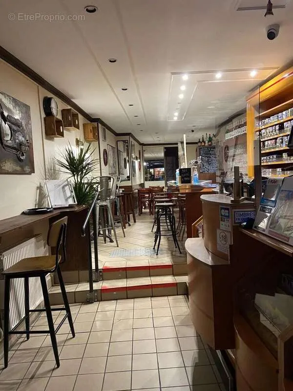 Stanze - Bar Tabac FDJ in Nevers City Centre