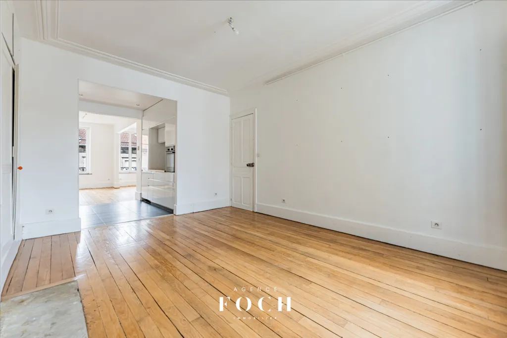 Séjour - Appartement Duplex avec 4 Chambres à Nancy