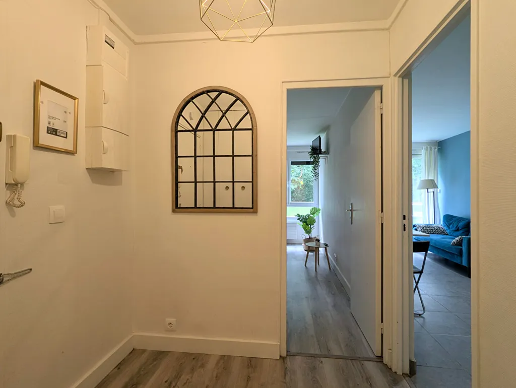 Esik - Furnished Flat near RER Station in Champs-sur-Marne
