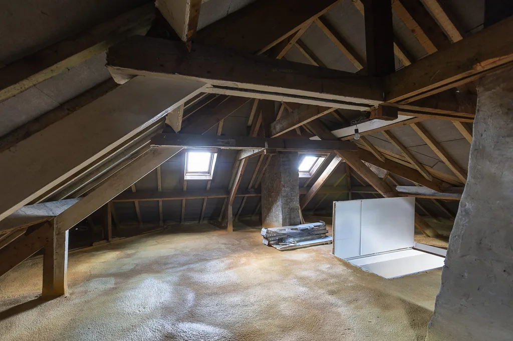 Pièces - Maison avec Jardin et Garage à Aalter