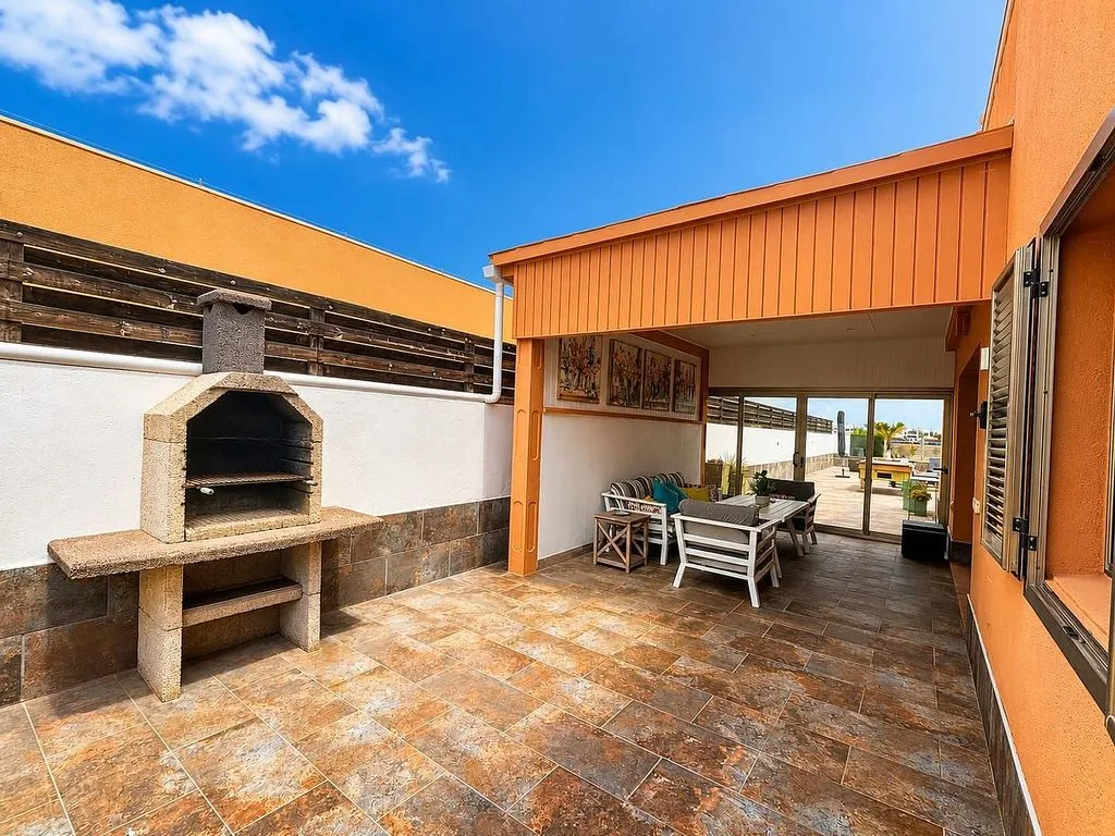 Terrasse - Villa with Pool on Golf Course in Antigua