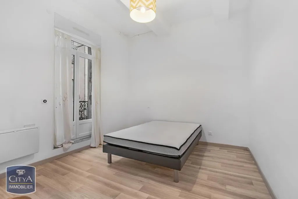 Bedrooms - Furnished Flat with Central Location in Béziers
