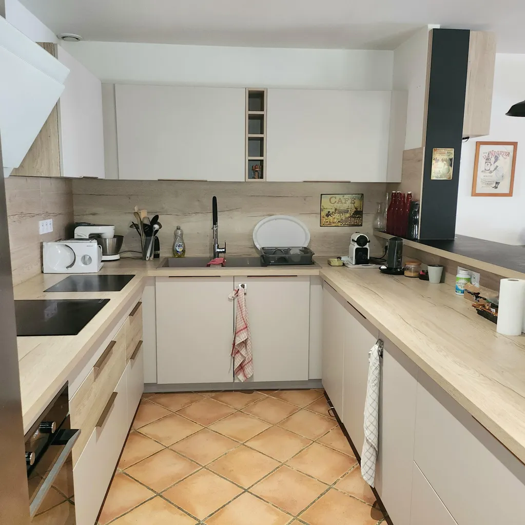 Kitchen - Ground Floor Villa with Terrace in Lezan