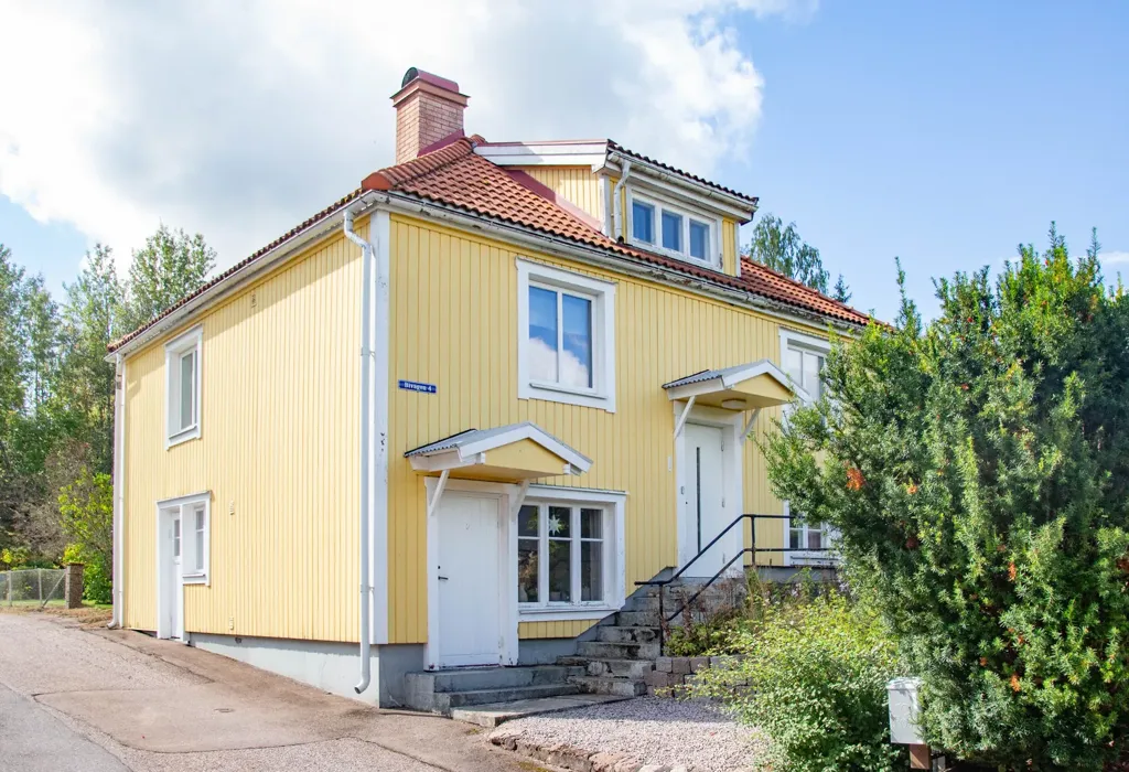 Esterno - 1930s Villa with Pool in Sommen, Jönköping