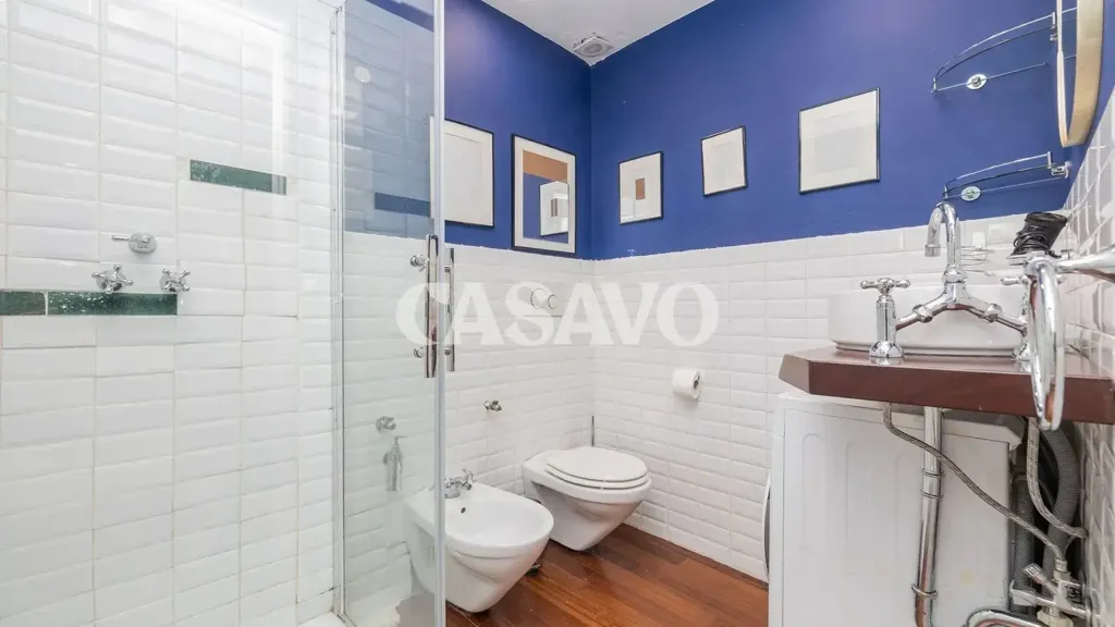 Vannitoad - Modernised Two-Bedroom in Milan's Via Verro