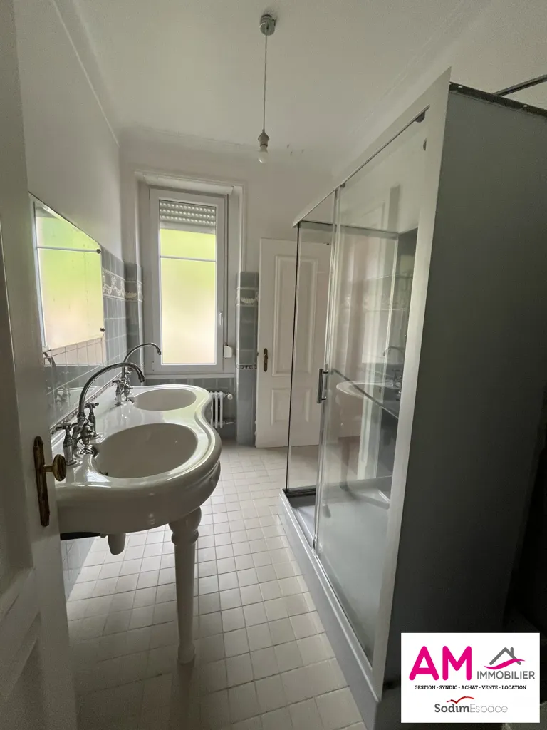 Vannitoad - Charming Apartment with Balcony in Lautenbach