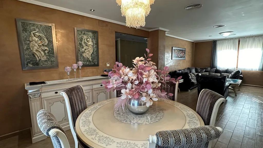 Salle à manger - Luxury Chalet with Tropical Pool in Aspe