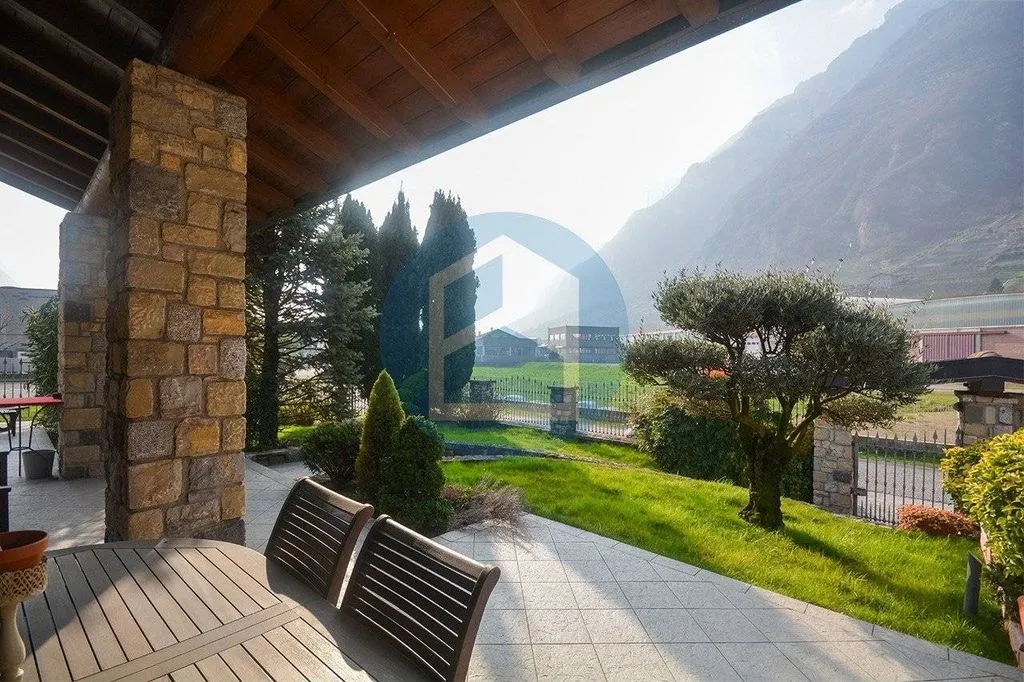 Terrasse - Luxury Villa with Pool in Piancogno, Lombardy
