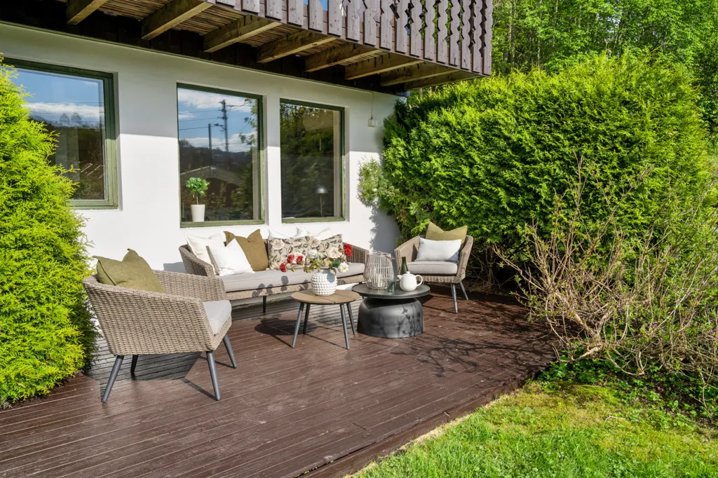 Terrasse - Detached House with Double Garage in Nittedal