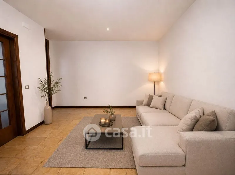 Elutuba - Ground Floor Trilocale with Balcony in Scorzè