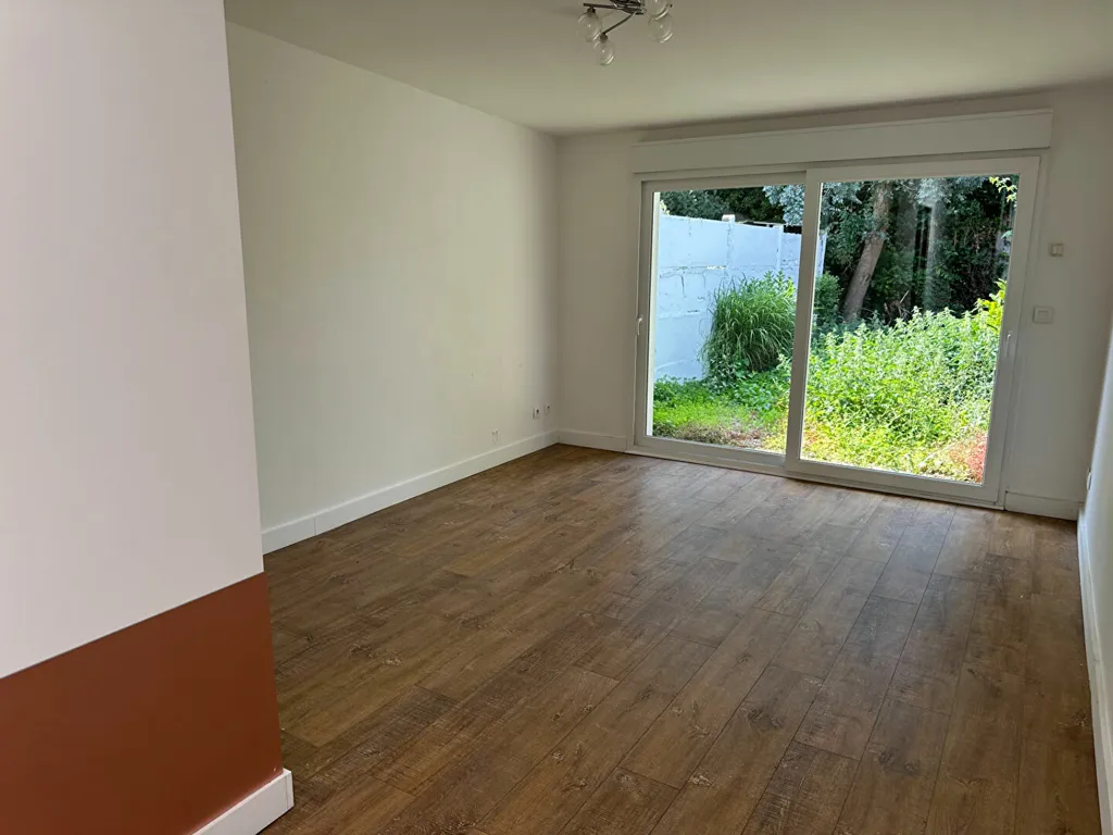 Pièces - Maison avec terrasse suspendue à Lomme