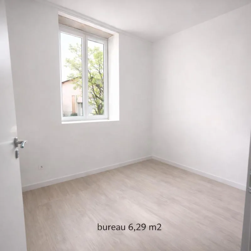 Toad - Renovated Duplex with Terrace in Beaugard