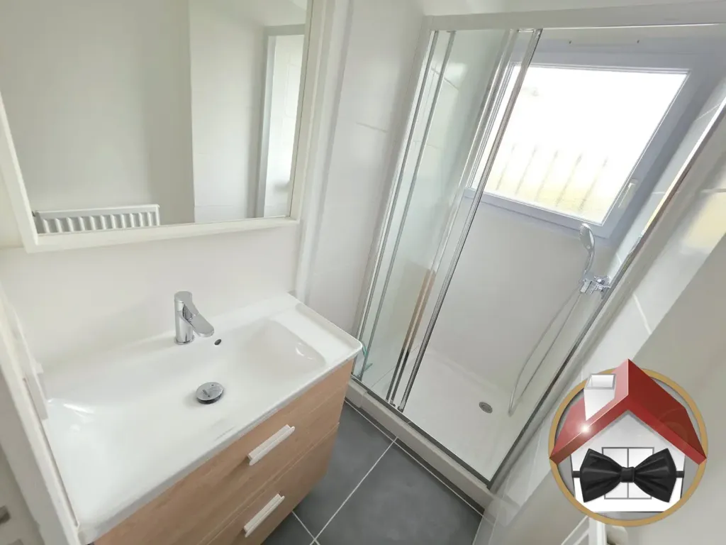 Bathrooms - Fully Renovated House with Pool in Lavérune