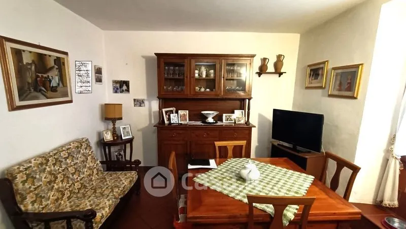 Söögituba - Terraced House with Garage in Prato