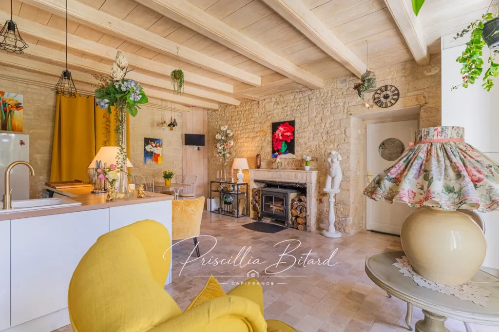 Soggiorno - Historic Château with Garden in Le Thou