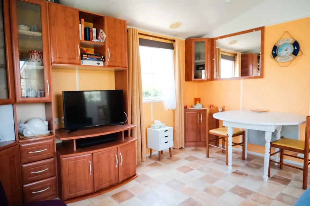 Salle à manger - Maison avec piscine dans un domaine privé à Marennes