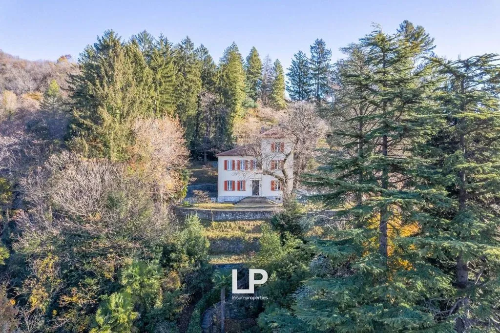 Vue aérienne - Luxury Villa with Lake Views in Cittiglio