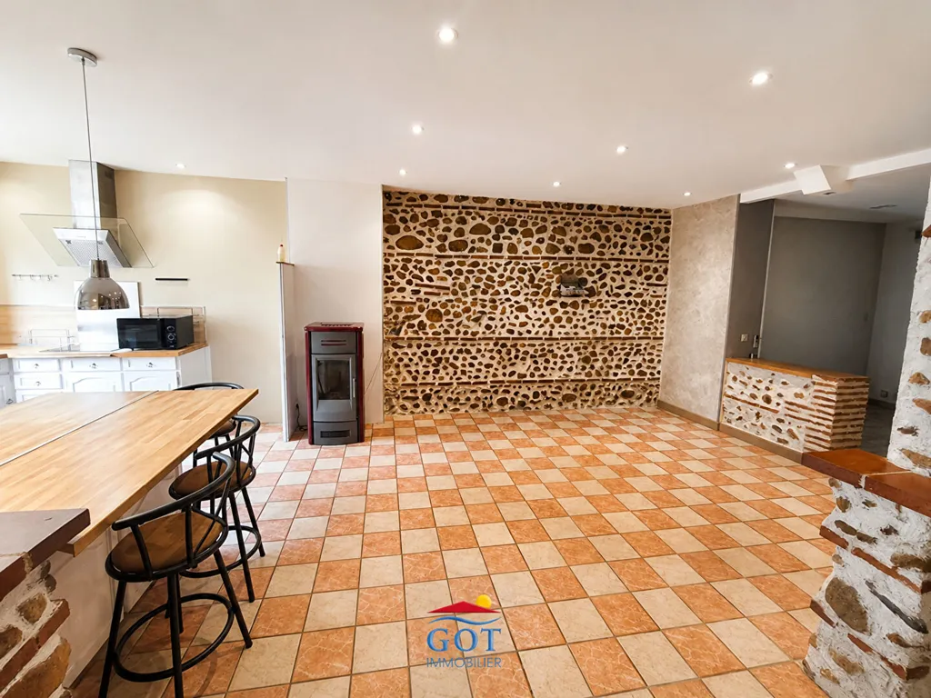 Cuisine - Maison de Ville avec Terrasse sans Vis-à-Vis à Bompas