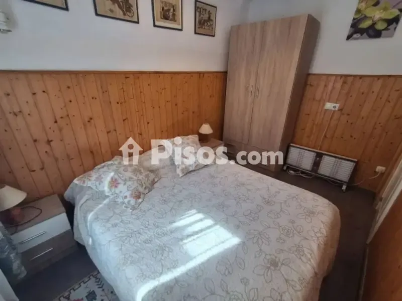 Magamistoad - Licensed Villa with Pool in Bítem