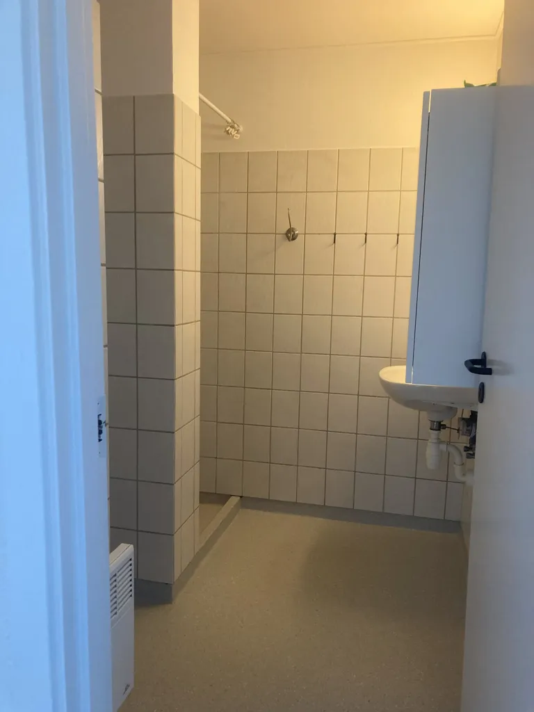 Bathrooms - Bright Apartment with Tennis View in West District