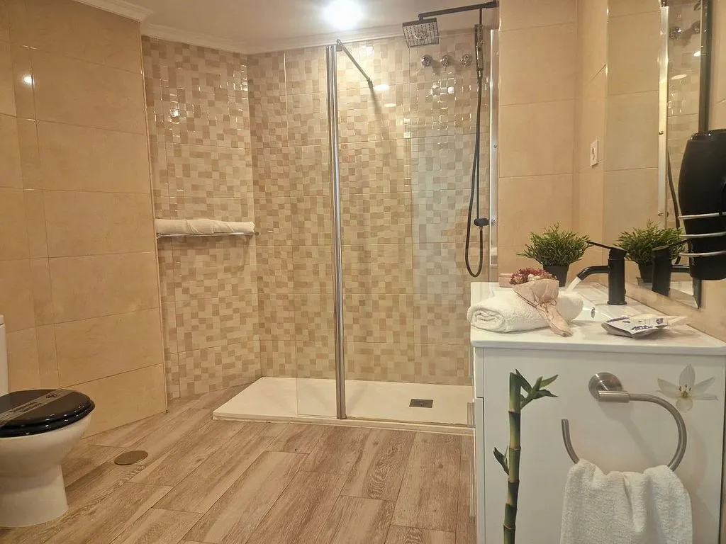 Salles de bain - Loft with Jacuzzi in Algeciras Old Town