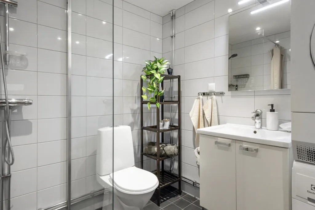 Salles de bain - Efficient Flat with Balcony in Stockholm