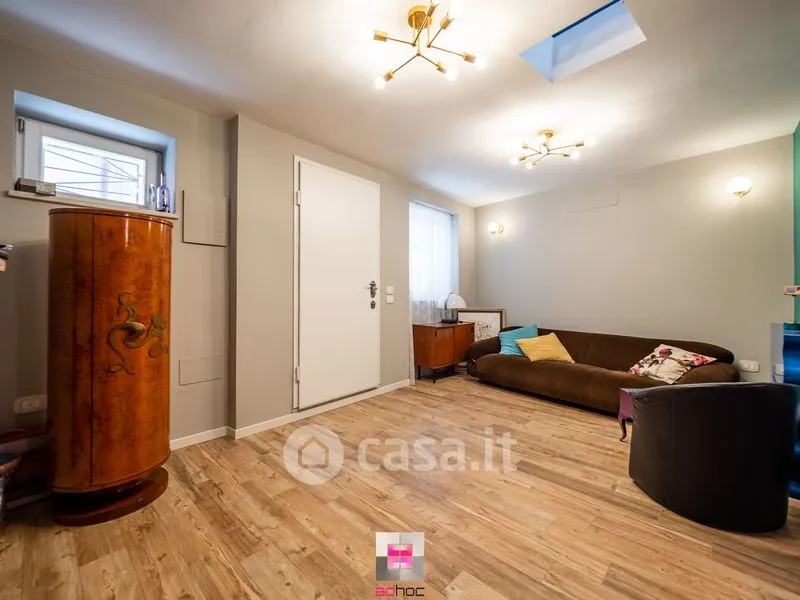 Elutuba - 3-Bedroom Duplex in Central Fano