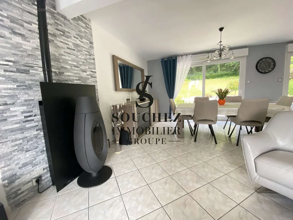 Living Room - Semi-Pitched House with Garden in Camblain-l'Abbé