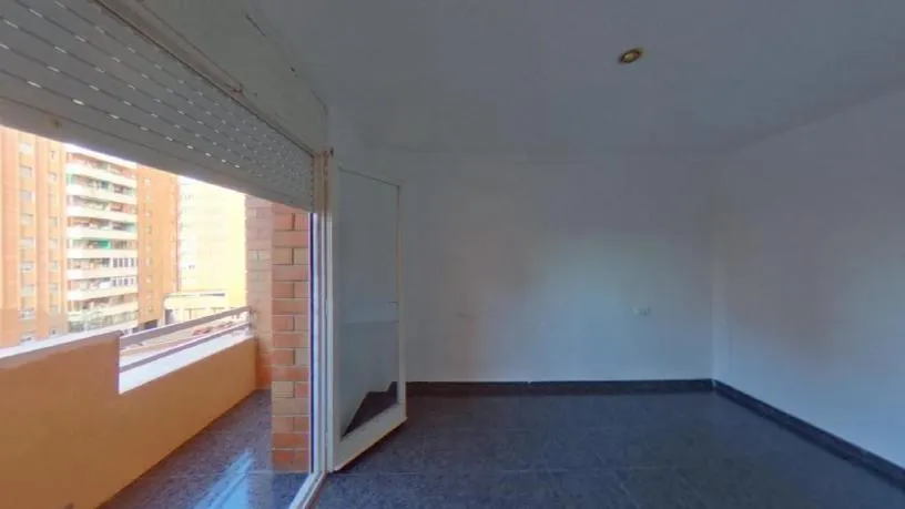 Pièces - Family-Size Flat with Central Location in Tarragona