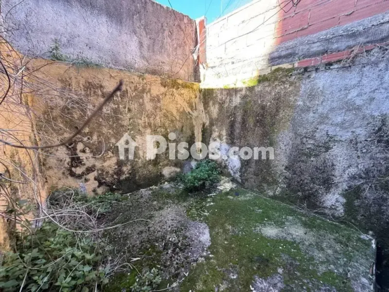 Giardino - Chalet to Renovate in Benidoleig
