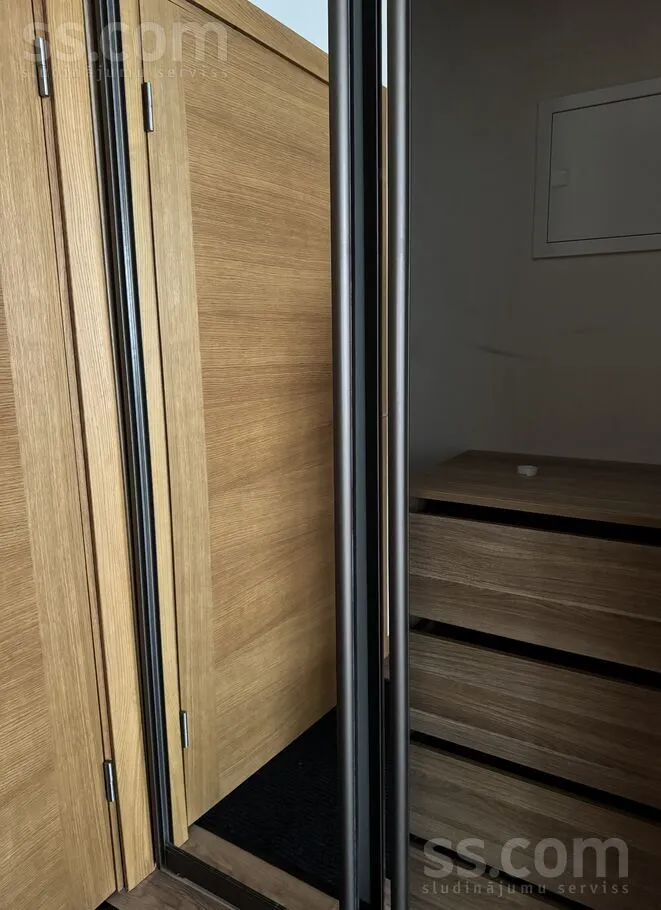 Entrée - Apartment with Balcony in Pļavnieki, Riga