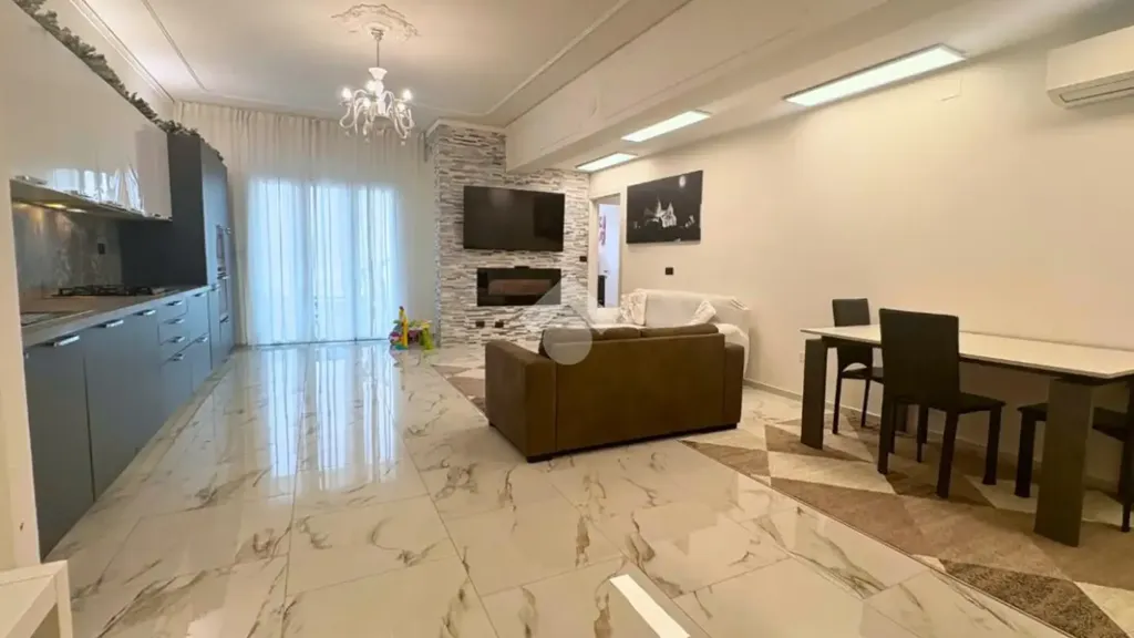 Séjour - Renovated Apartment with Balcony in Ancona