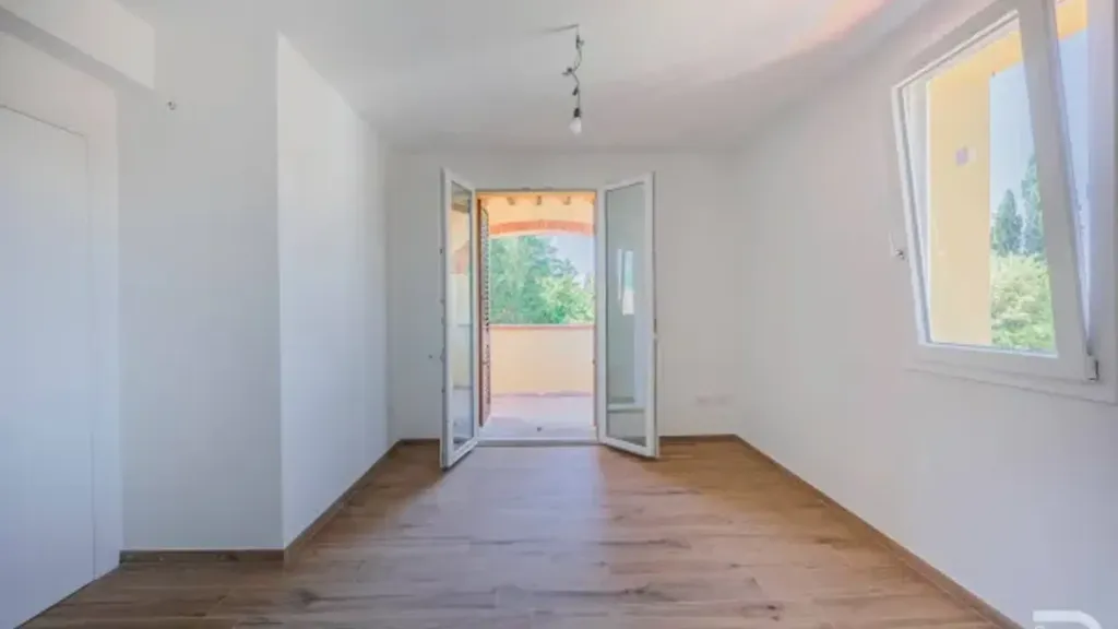 Stanze - Modern Villa with Solar Panels in Reggello