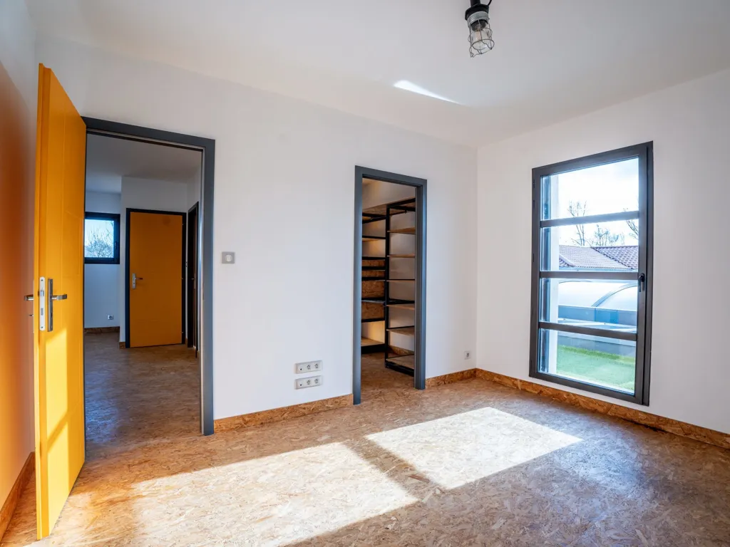 other_room