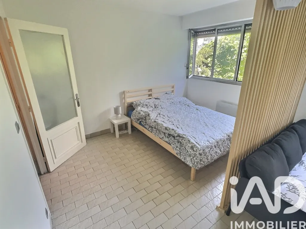 Magamistoad - Meubled Studio with City Centre Access in Toulon