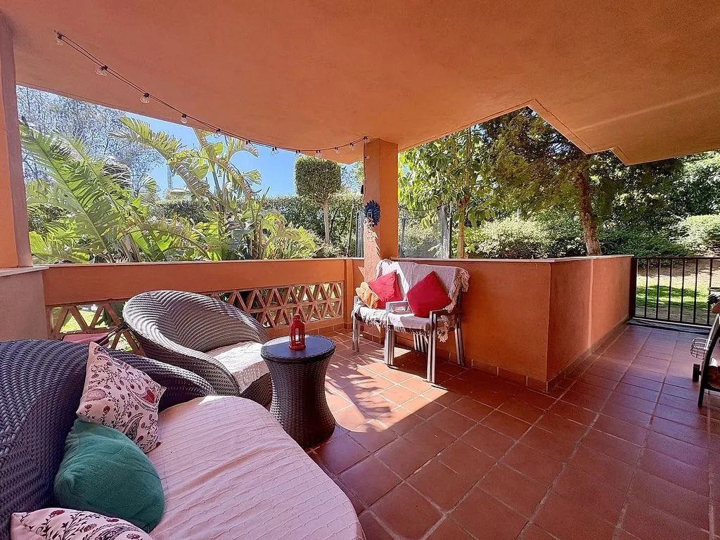 Terrazza - Corner Apartment with Pool in Marbella