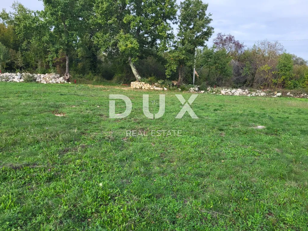 Giardino - Building Plot with Sea Access in Višnjan, Istra
