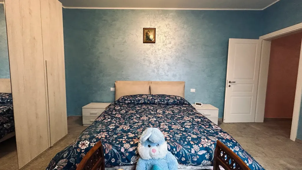Bedrooms - Historic Villa with Garden in Florence